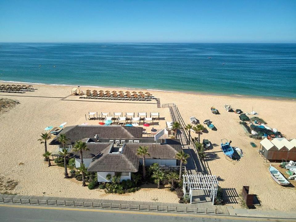Armacao Beach Residences Armacao de Pera Bagian luar foto